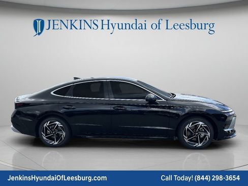 New 2026 Hyundai Sonata SEL FWD image 3
