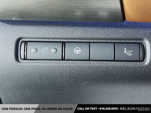 Certified 2025 Nissan Pathfinder Platinum w/ Cargo Package FWD image 10