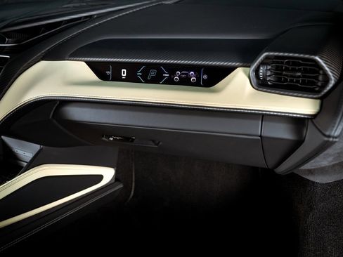 Used 2024 Lamborghini Revuelto AWD/4WD image 34