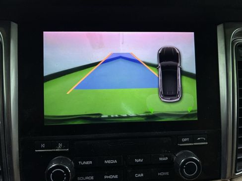 Used 2018 Porsche Macan S AWD/4WD image 16