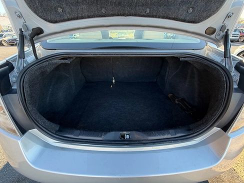 Used 2012 Nissan Sentra 2.0 SR w/ Special Edition Pkg image 9