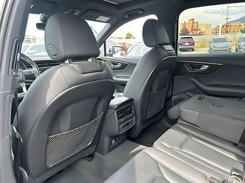 Used 2025 Audi Q7 3.0T Premium Plus AWD/4WD image 16