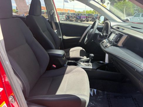 Used 2014 Toyota RAV4 XLE AWD/4WD image 25