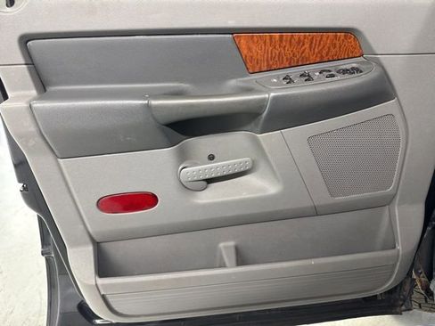 Used 2006 Dodge Ram 1500 Truck SLT w/ Quad Cab Big Horn Value Group image 16