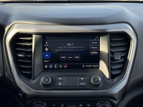 Used 2020 GMC Acadia AT4 image 3