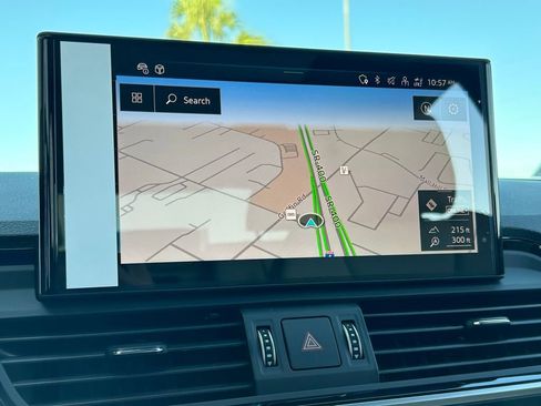 Used 2025 Audi Q5 2.0T Premium Plus w/ Premium Plus Package image 18