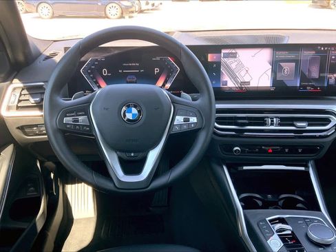 Used 2024 BMW 330i Sedan image 5