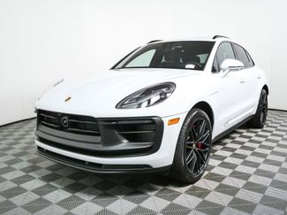 New 2026 Porsche Macan GTS AWD/4WD video 1