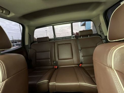 Used 2018 Chevrolet Silverado 2500 High Country w/ Duramax Plus Package image 19