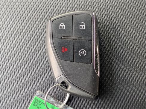 Used 2025 Chevrolet Equinox LT w/ Safety and Technology Package FWD image 37