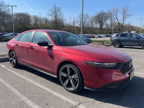 Used 2023 Honda Accord Sport image 6