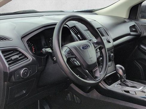 Used 2017 Ford Edge SE AWD/4WD image 10