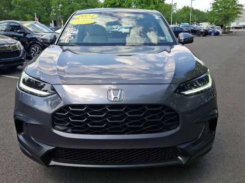 Used 2024 Honda HR-V LX image 2