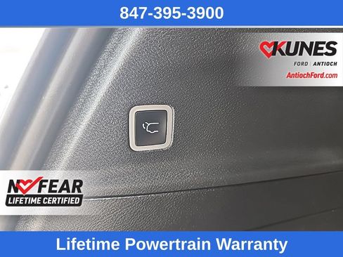 Used 2025 Chrysler Pacifica Select FWD image 38