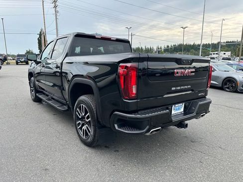 Used 2024 GMC Sierra 1500 AT4 image 5
