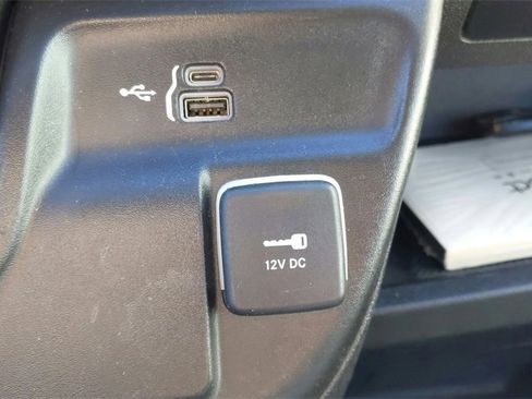Used 2023 RAM ProMaster 2500 image 29