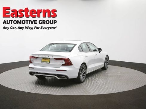 Used 2022 Volvo S60 B5 Inscription FWD image 40