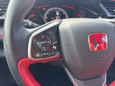 Used 2018 Honda Civic Type R image 13