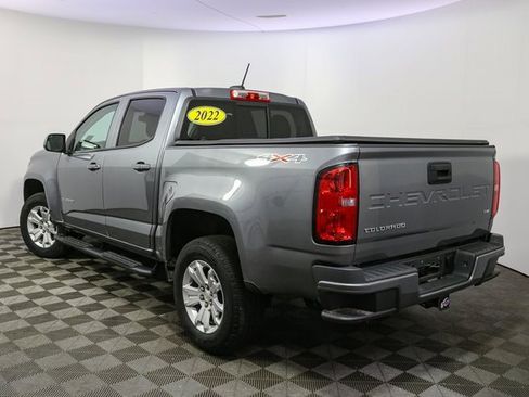 Used 2022 Chevrolet Colorado LT w/ LT Convenience Package image 9