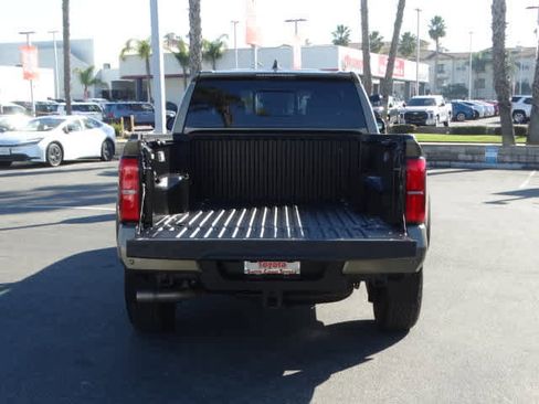 Used 2024 Toyota Tacoma TRD Off-Road image 15