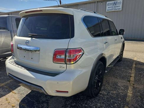 Used 2019 Nissan Armada SL image 2