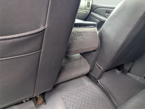 Used 2007 Chevrolet Silverado 2500 LT w/ Heavy-Duty Power Package image 28