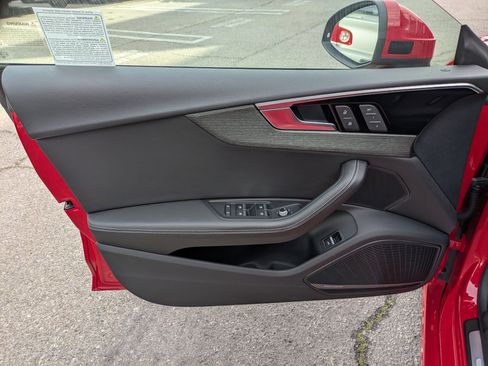 Used 2022 Audi A5 2.0T Premium Plus w/ Premium Plus image 10