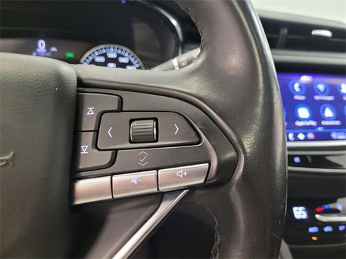 Used 2023 Cadillac XT6 Luxury image 27