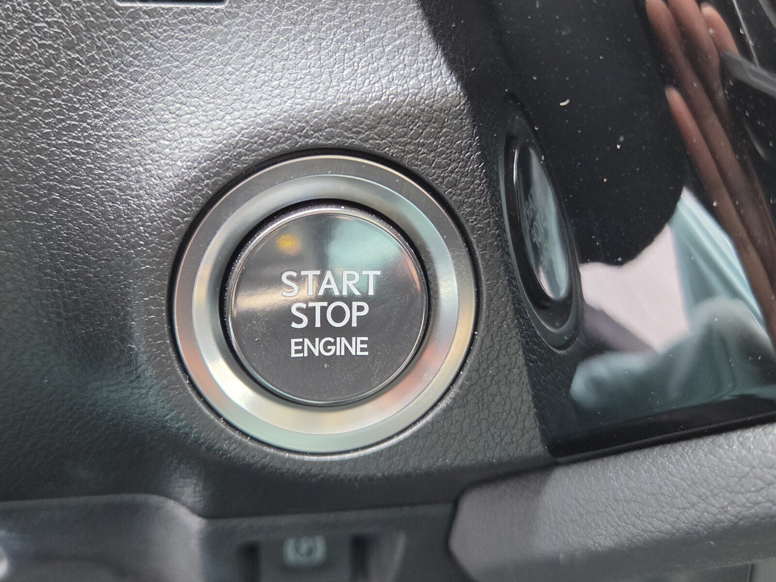 Used 2025 Lexus ES 350 w/ Premium Package FWD image 12