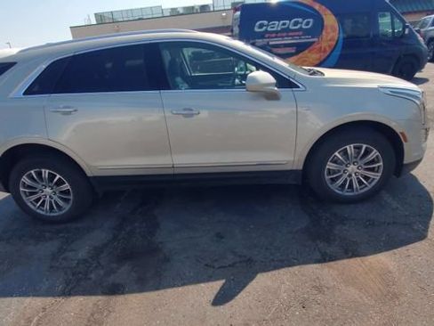 Certified 2017 Cadillac XT5 Luxury AWD/4WD image 9