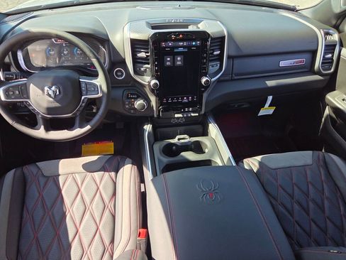 New 2026 RAM 1500 Big Horn AWD/4WD image 9