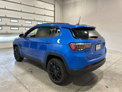 New 2026 Jeep Compass Latitude AWD/4WD image 8