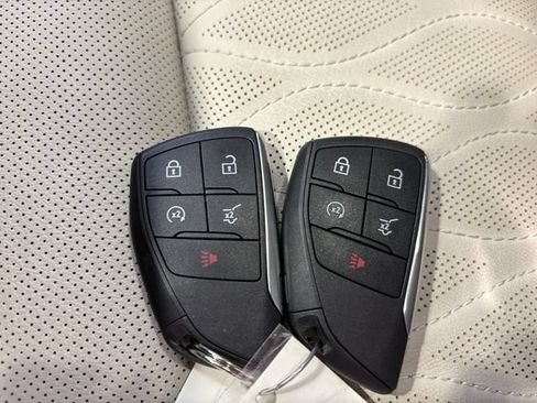Used 2023 Buick Envision Avenir AWD/4WD image 20