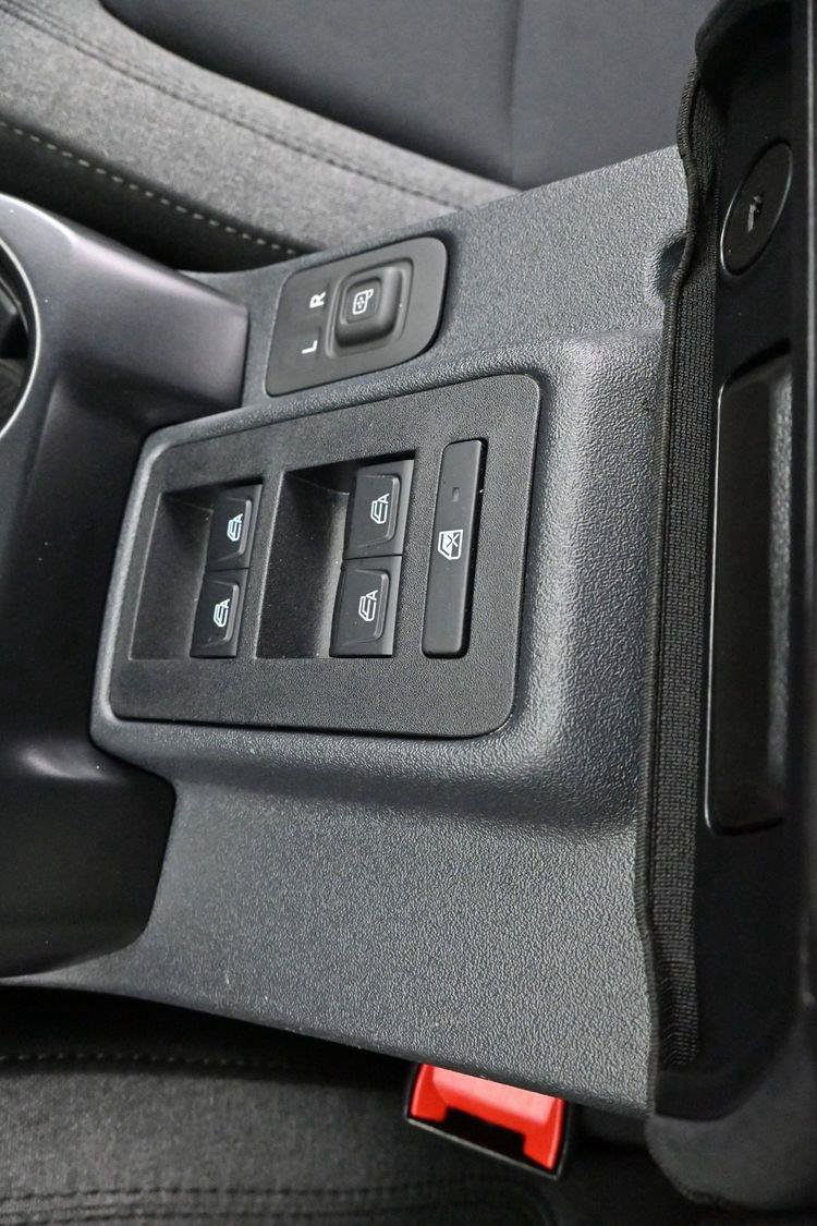 Used 2025 Ford Bronco 4-Door AWD/4WD image 27