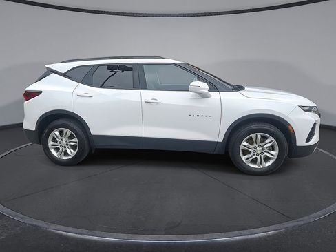 Used 2020 Chevrolet Blazer LT FWD image 9