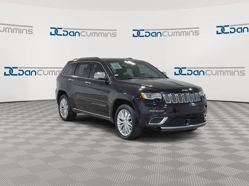 Used 2018 Jeep Grand Cherokee Summit AWD/4WD image 2