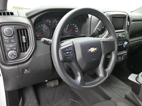 Used 2025 Chevrolet Silverado 1500 Custom AWD/4WD image 23