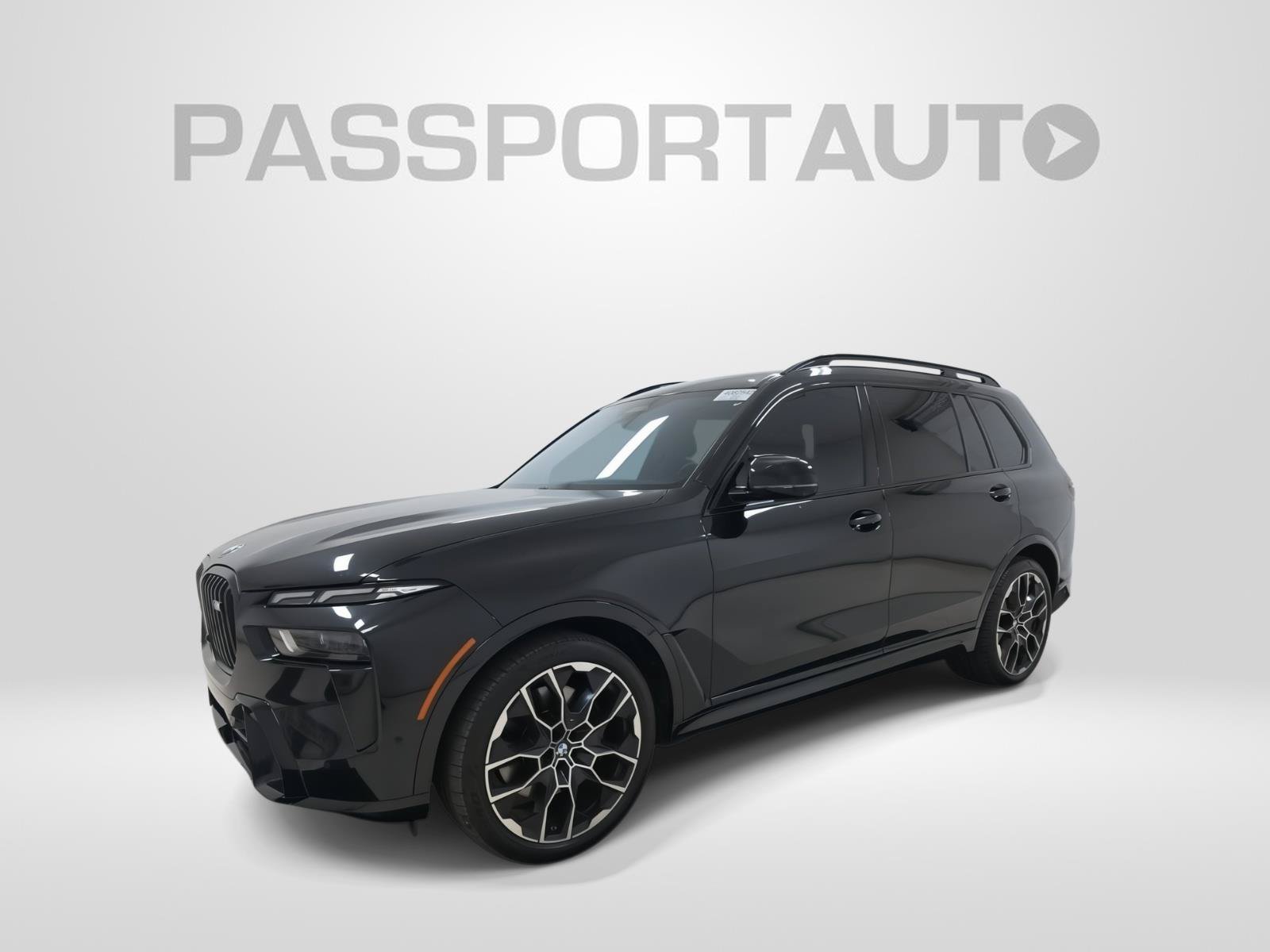 Used 2025 BMW X7 M60i AWD/4WD image 1