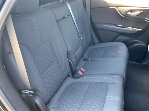 Used 2020 Chevrolet Blazer LT FWD image 19