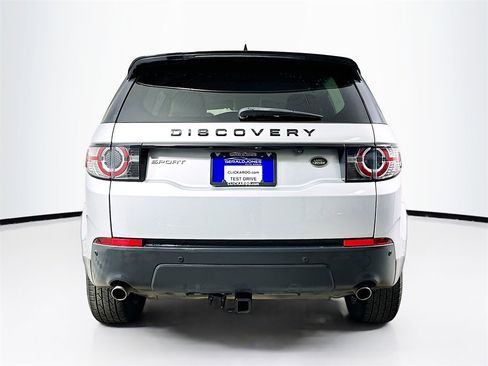 Used 2018 Land Rover Discovery Sport SE image 15