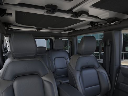 New 2026 Ford Bronco Outer Banks AWD/4WD image 12
