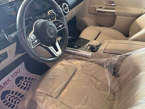 Used 2021 Mercedes-Benz GLA 250 4MATIC image 5
