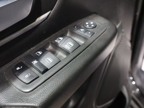 Used 2022 RAM 1500 Big Horn image 14