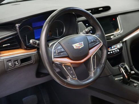 Certified 2023 Cadillac XT5 Premium Luxury image 12