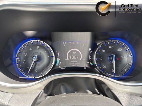 Certified 2023 Chrysler Pacifica Limited w/ Uconnect Theater Family Group AWD/4WD image 75