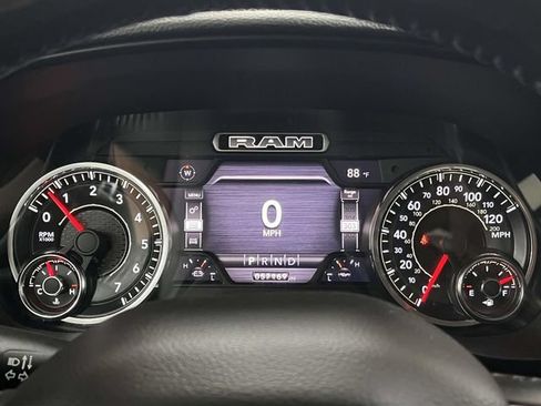 Used 2020 RAM 1500 Laramie AWD/4WD image 33
