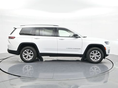Used 2022 Jeep Grand Cherokee L Limited w/ Luxury Tech Group II image 4