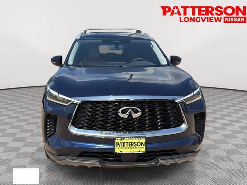 Used 2023 INFINITI QX60 Sensory w/ Cargo Package FWD image 2
