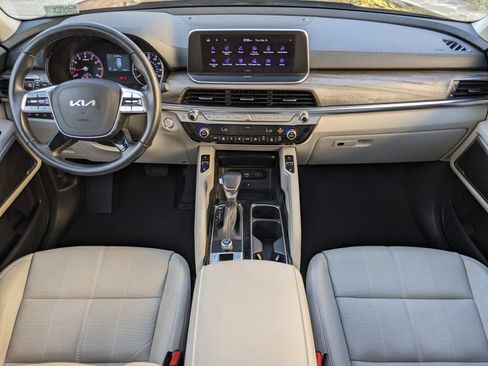 Certified 2022 Kia Telluride EX w/ EX Premium Package image 13