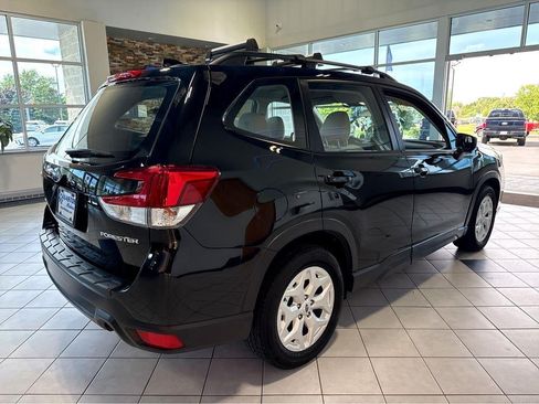 Used 2021 Subaru Forester AWD/4WD image 12